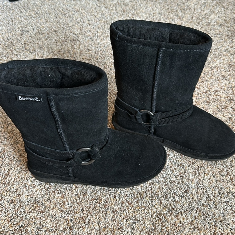 BearPaw suede black boots barely worn - Picture 2 of 6
